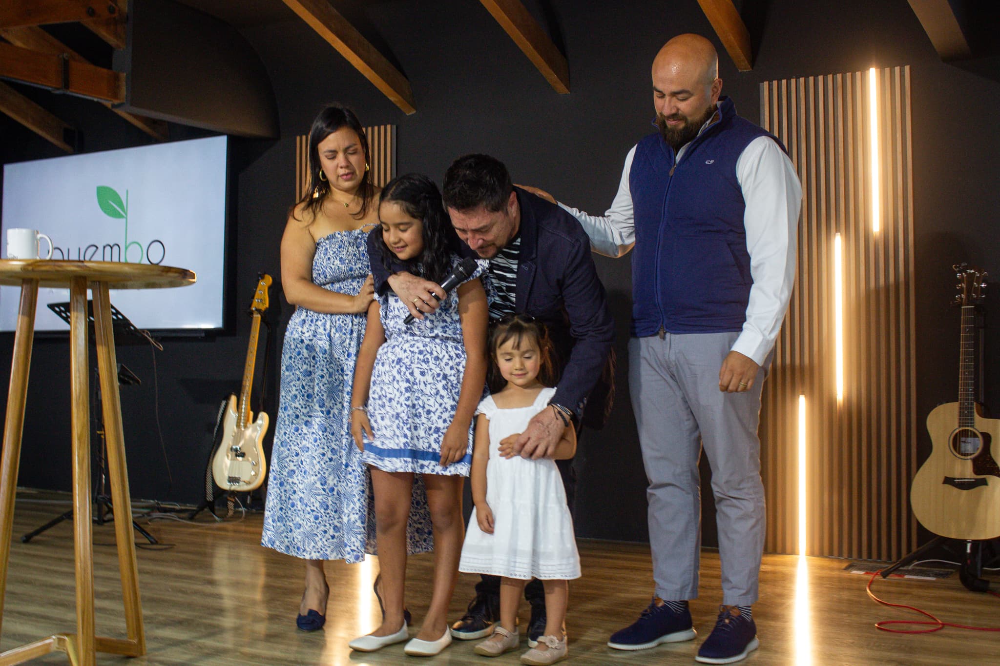 La Presentación de Manuela & Victoria